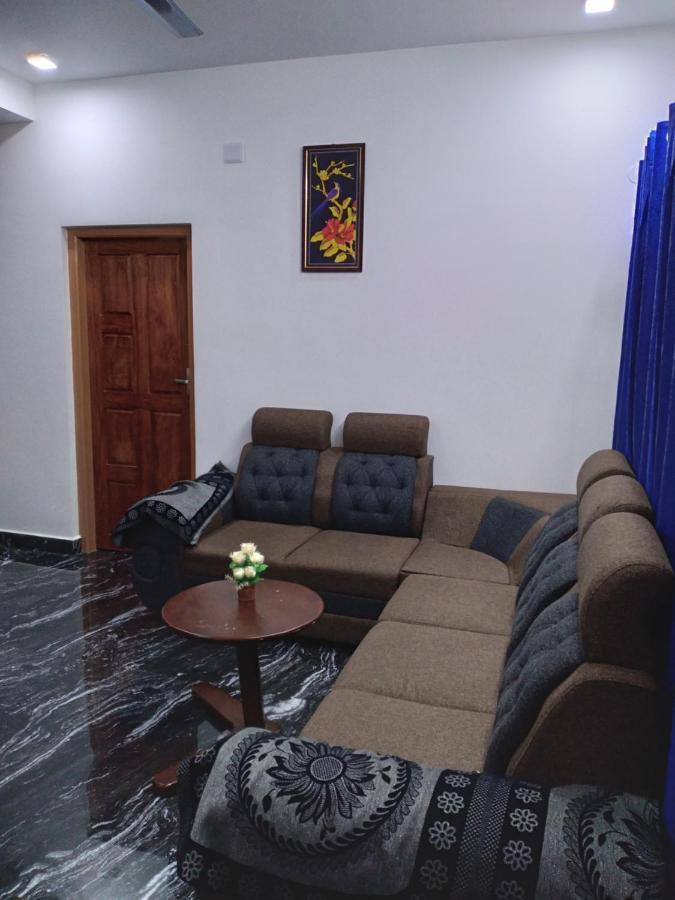 Winterhome Homestay Мунар Екстериор снимка