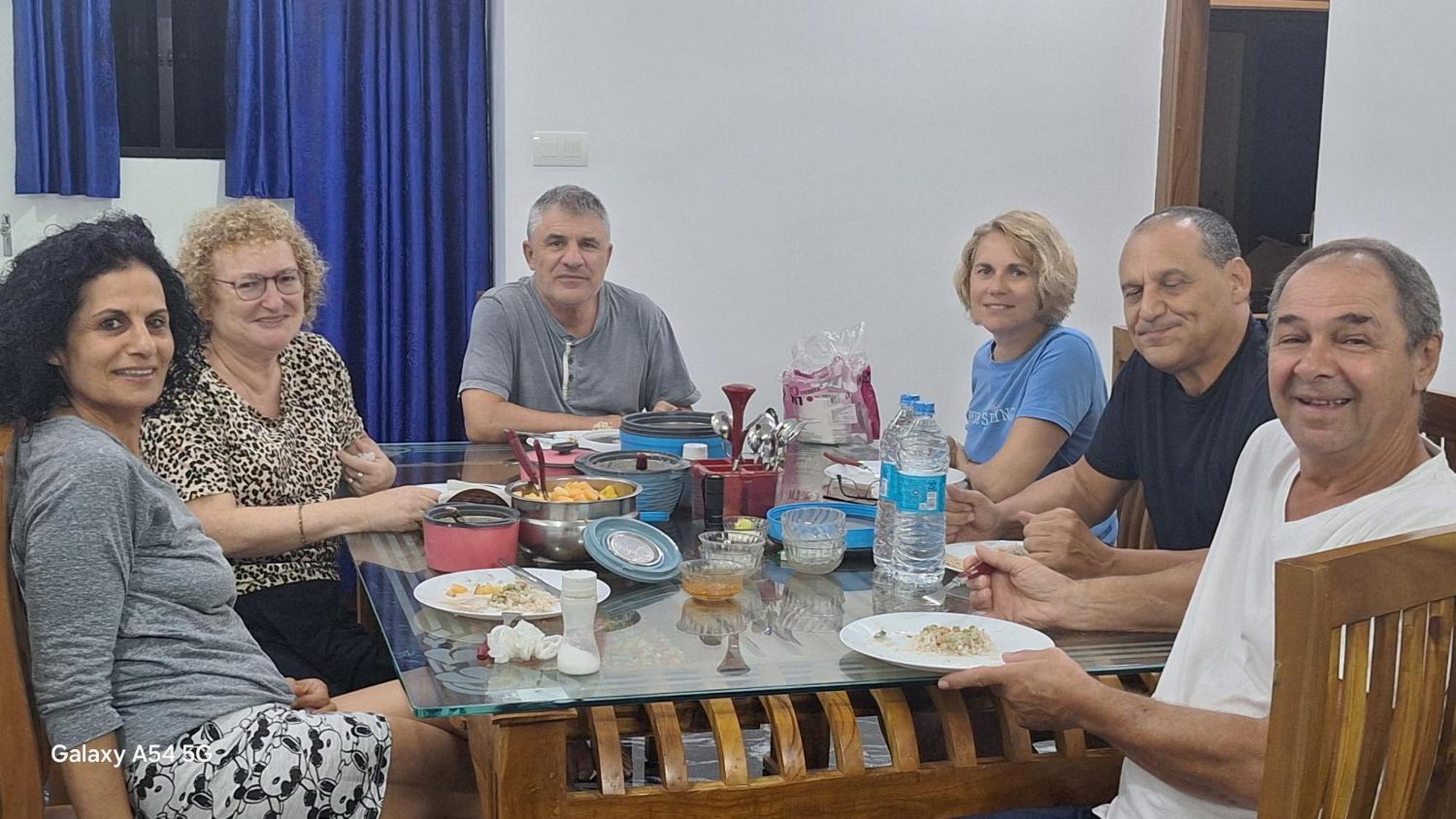 Winterhome Homestay Мунар Екстериор снимка