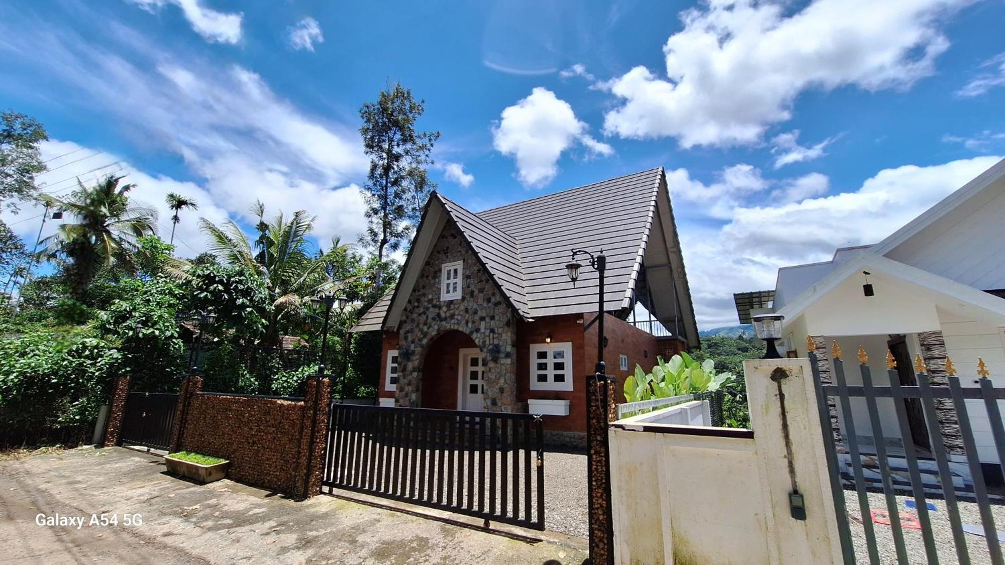 Winterhome Homestay Мунар Екстериор снимка